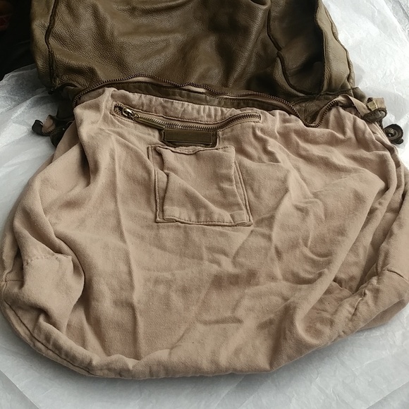 Italian leather bag - Picture 9 of 16